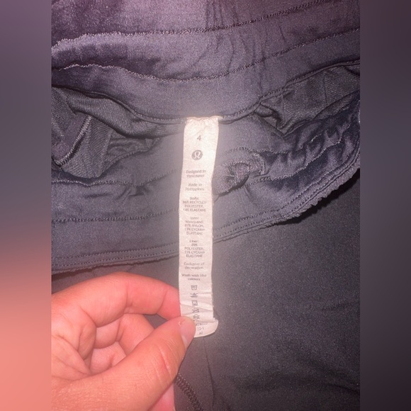 Lululemon Women’s Shorts - Picture 2 of 3